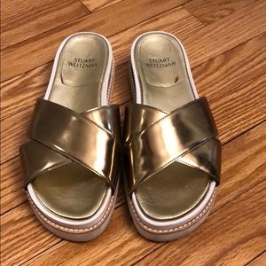 Stuart Weitzman Metallic gold flats size 8